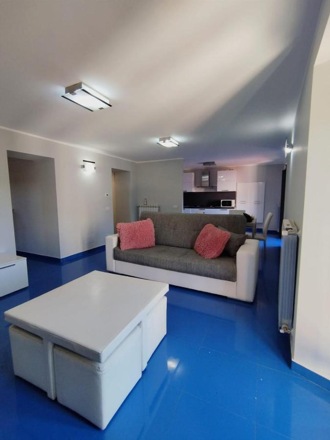 Casa Vacanza "Marinella" ซุลโมนา ภายนอก รูปภาพ