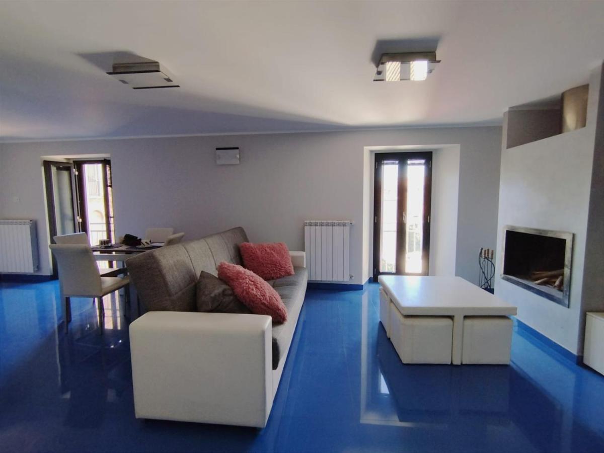 Casa Vacanza "Marinella" ซุลโมนา ภายนอก รูปภาพ