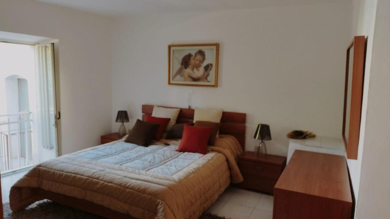 Casa Vacanza "Marinella" ซุลโมนา ภายนอก รูปภาพ